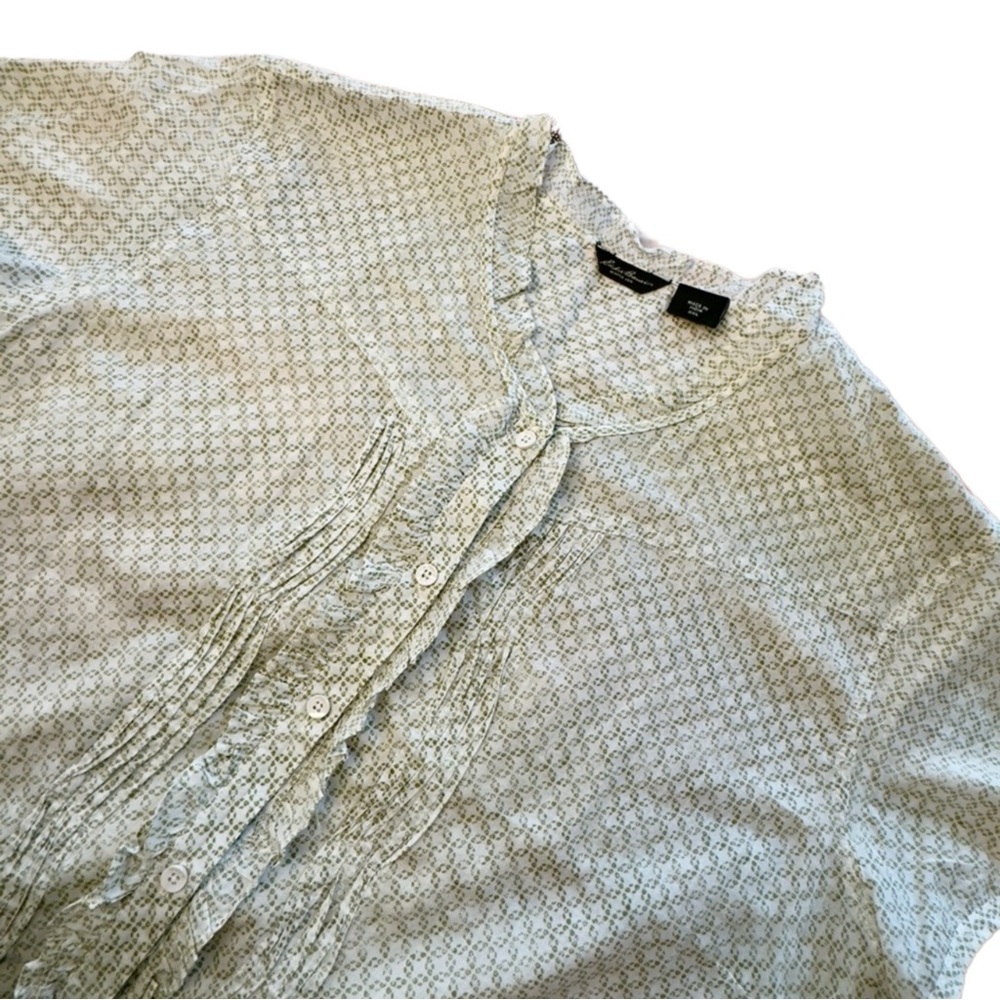 Eddie Bauer Women's XXL Green & White Pattern Button-Up Top